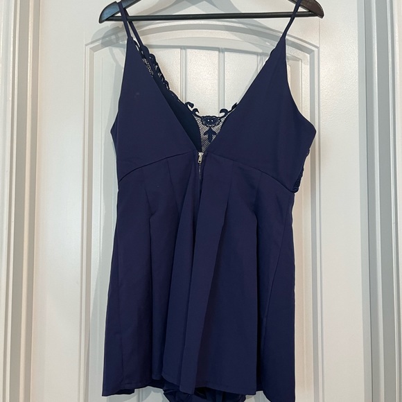 Hello Molly Lace Top Mini Romper Playsuit in Navy - Picture 4 of 6